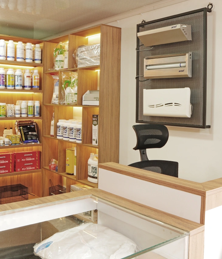 SHOWROOM-DE-PLAGAS-CENTER-SAS-EN-BOGOTA
